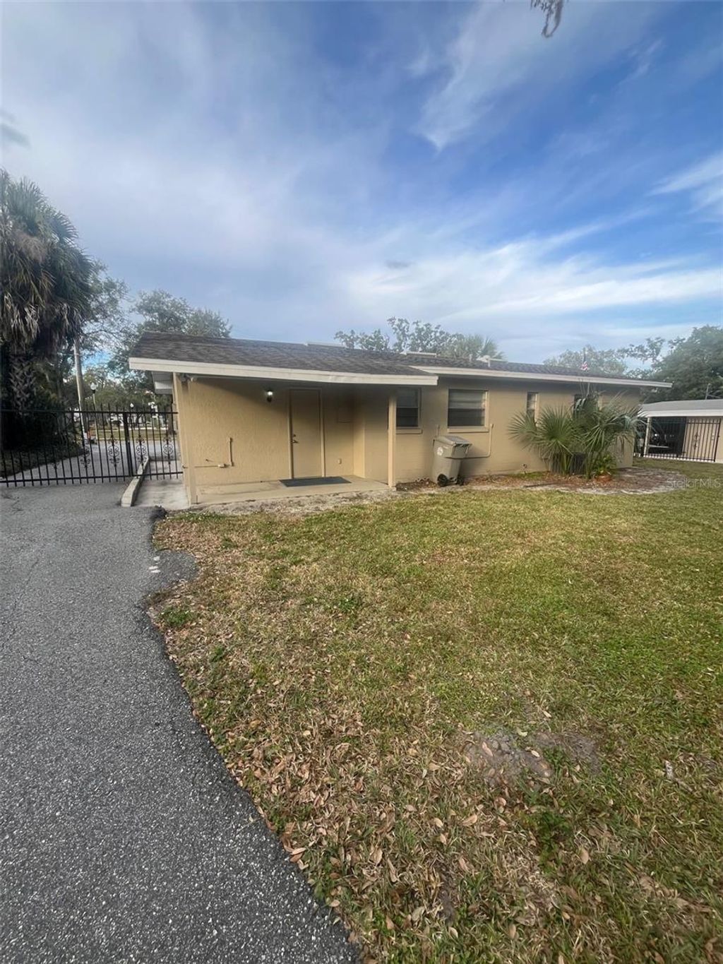 Photo of 130 E 1st Street, Apopka, FL 32703 (MLS # O6383076)