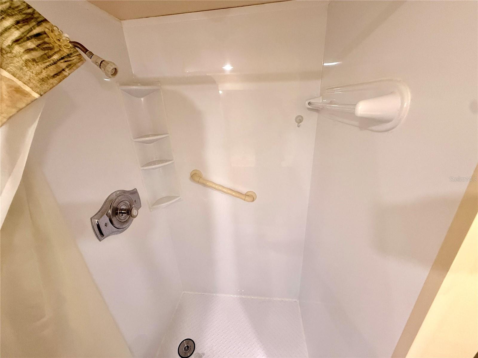 WEDGE WOOD OF PALM HARBOR - Residential Lease