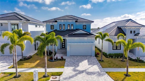 6538 SIMONE SHORES CIR, APOLLO BEACH, FL 33572 - Image 137cf17c936f6e75b178c75bd8e341e2/3456698038