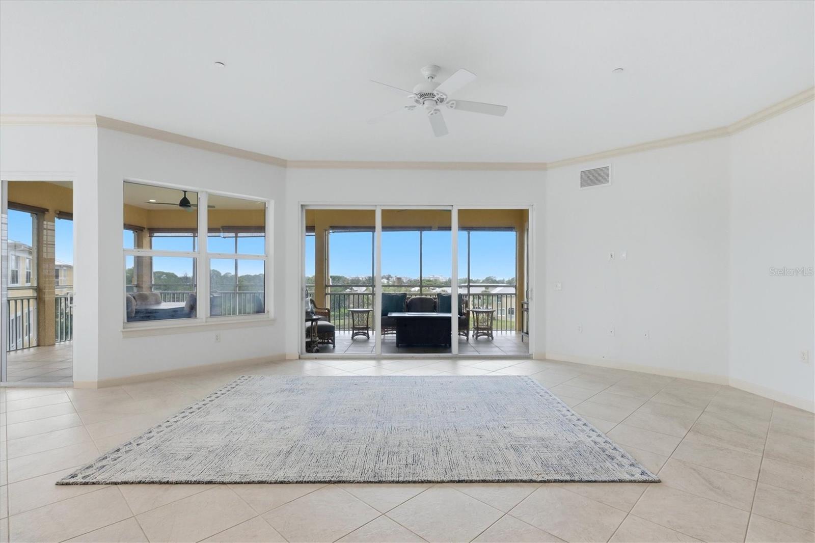 10520 AMBERJACK WAY 301