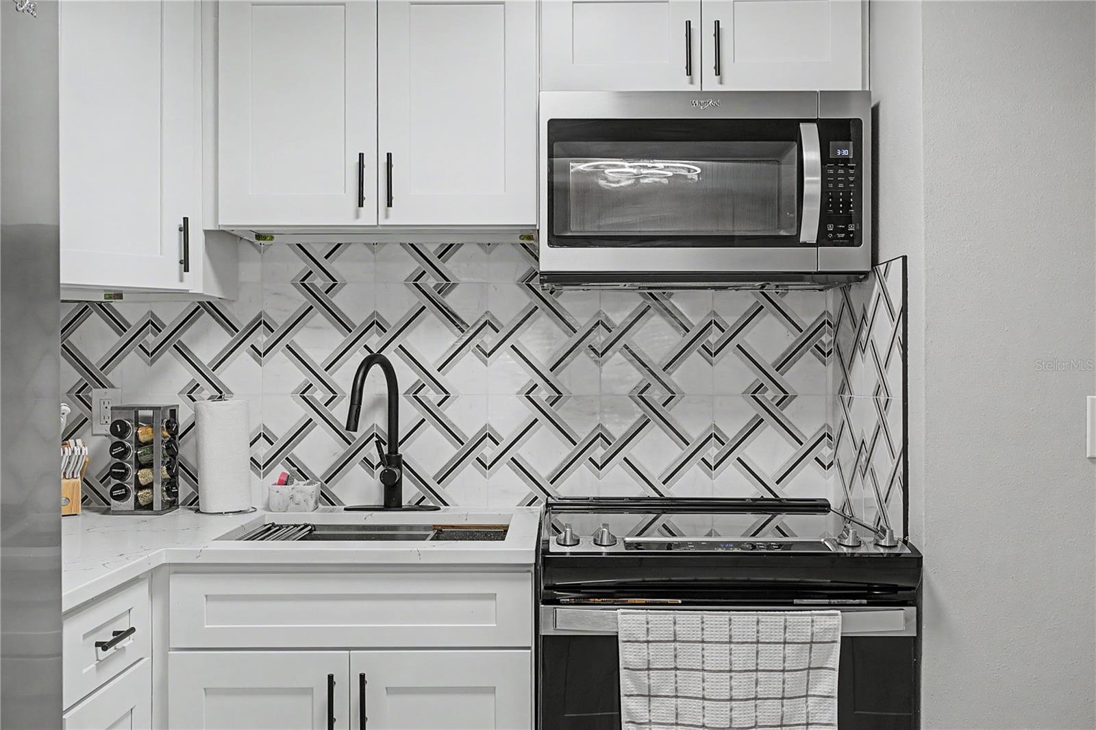 2501 HARN BOULEVARD H34