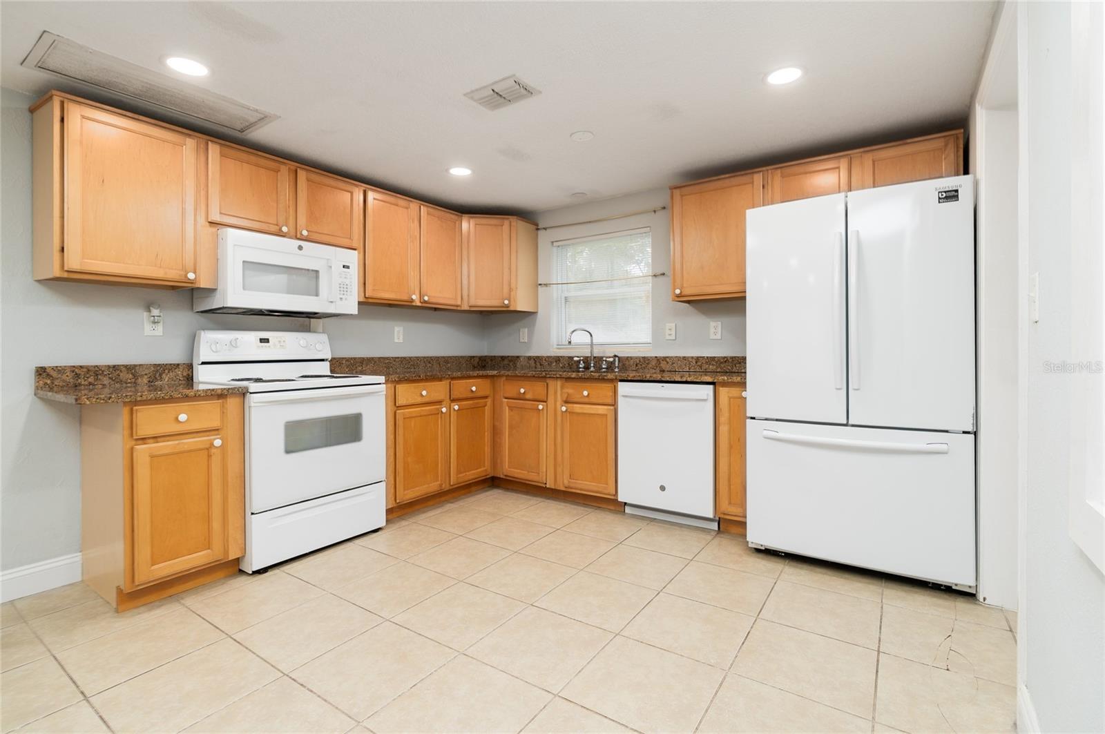 PLANTATION ESTATES UNIT 25 - Residential