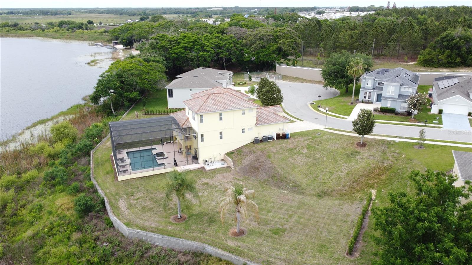 CALABAY PARC AT TOWER LAKE - Land