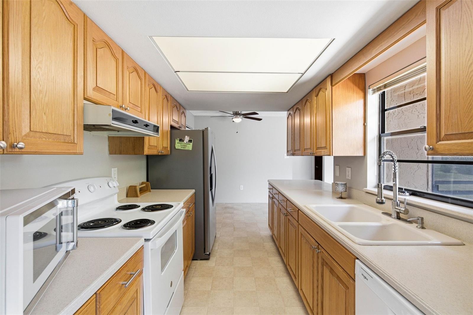 COUNTRY PLACE WEST UNIT III - Residential