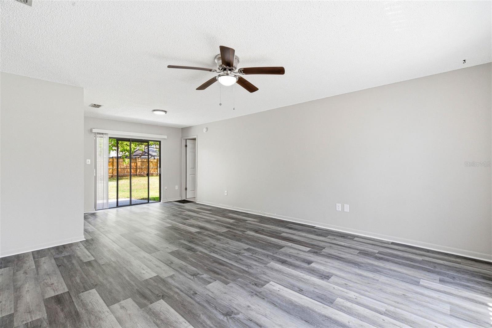 COUNTRY PLACE WEST UNIT III - Residential