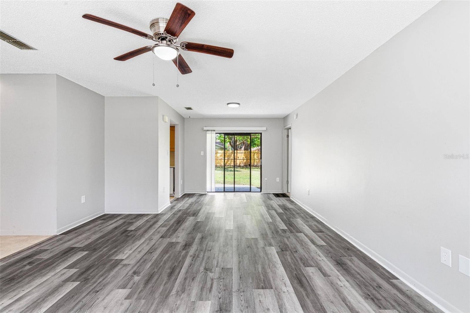 COUNTRY PLACE WEST UNIT III - Residential