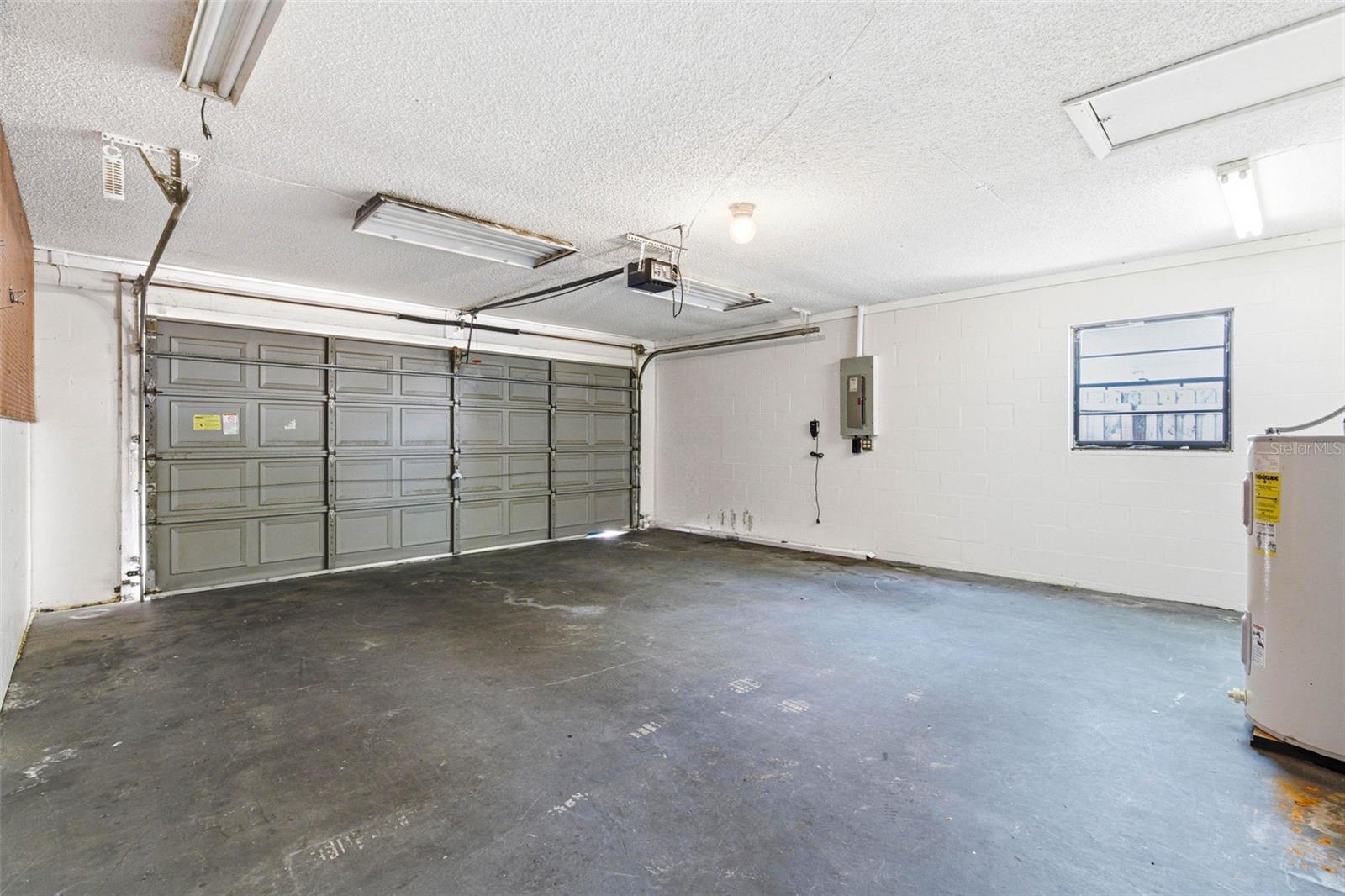 COUNTRY PLACE WEST UNIT III - Residential