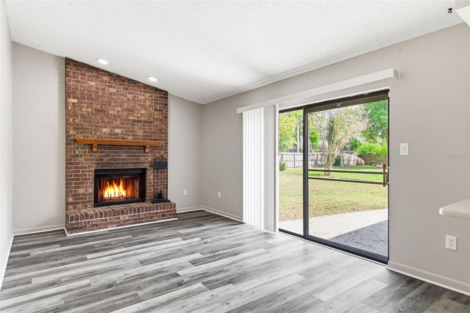 COUNTRY PLACE WEST UNIT III - Residential