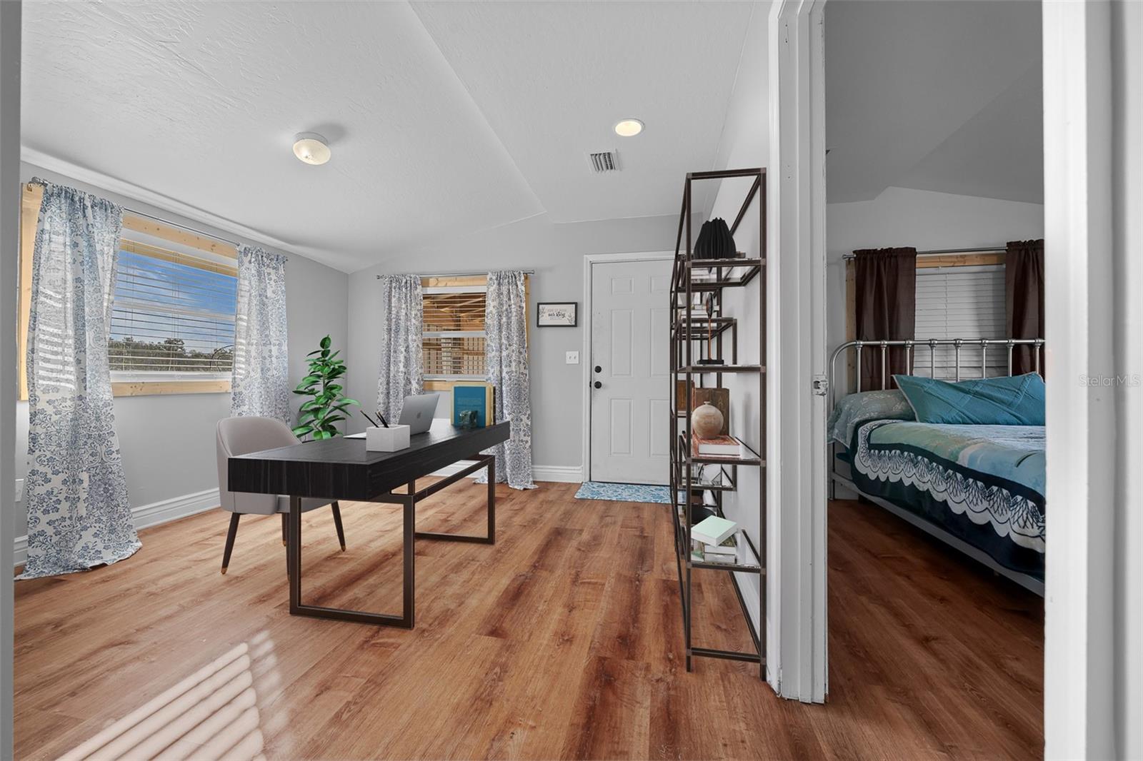 WILLISTON MILE - Residential