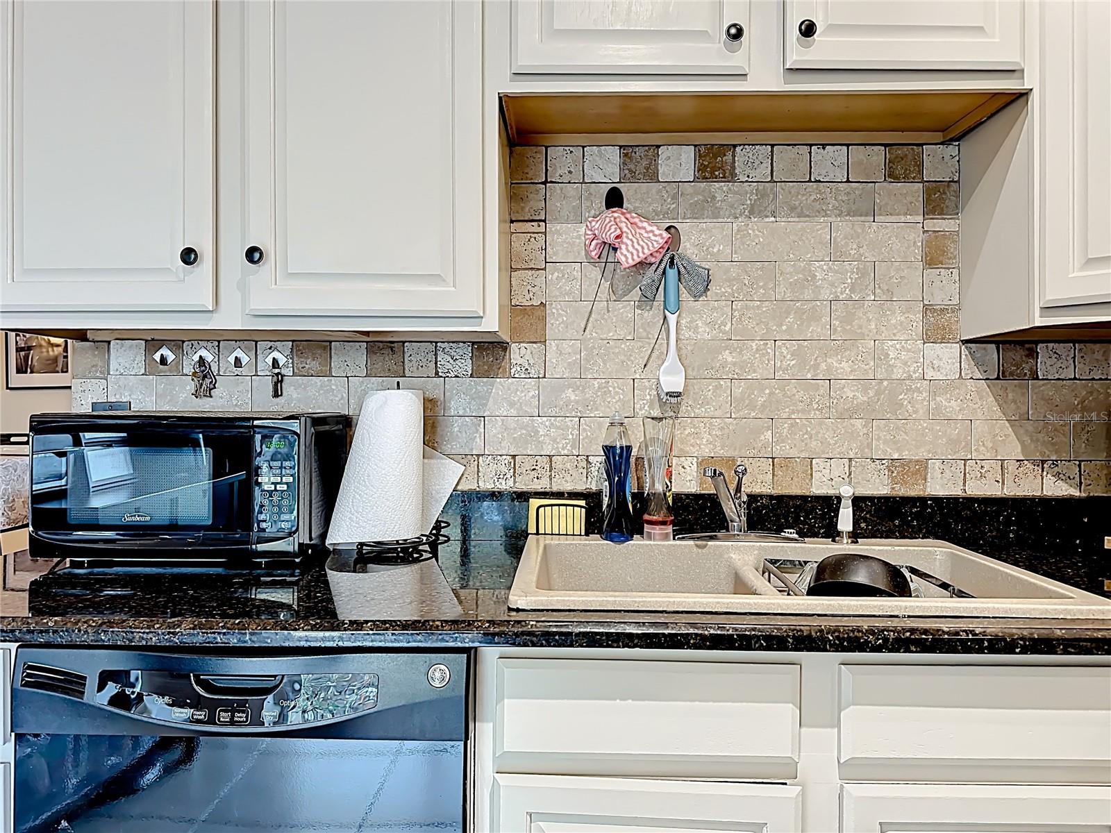 ISLANDS PH 04 - Residential