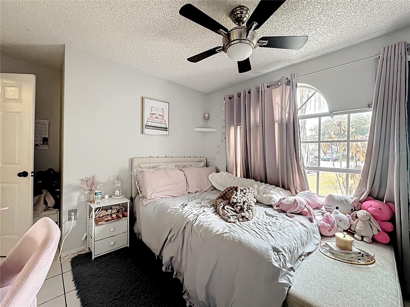 ISLANDS PH 04 - Residential