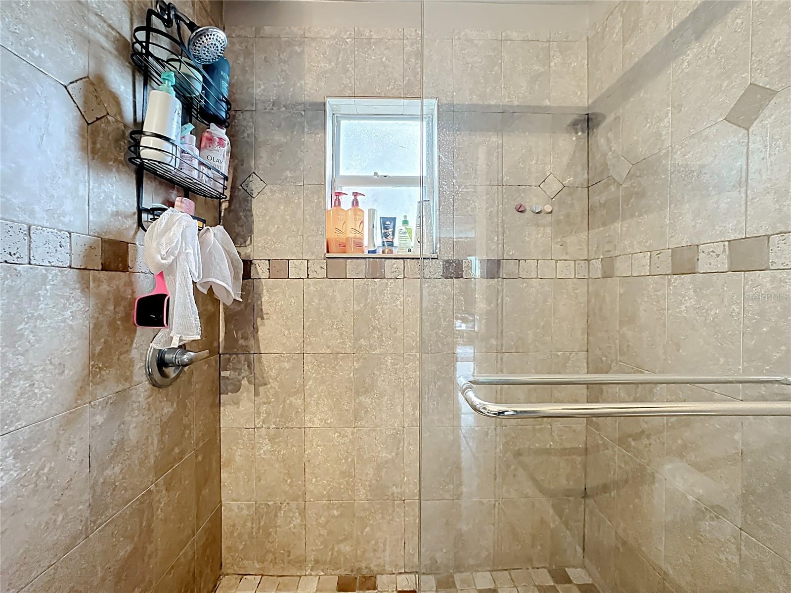 ISLANDS PH 04 - Residential