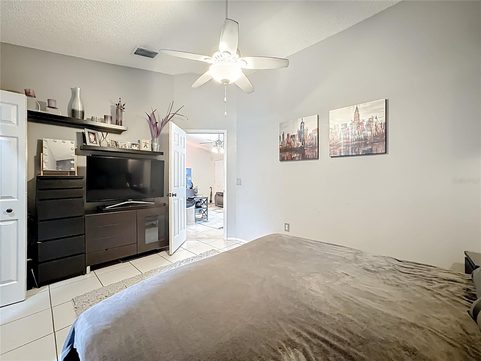 ISLANDS PH 04 - Residential