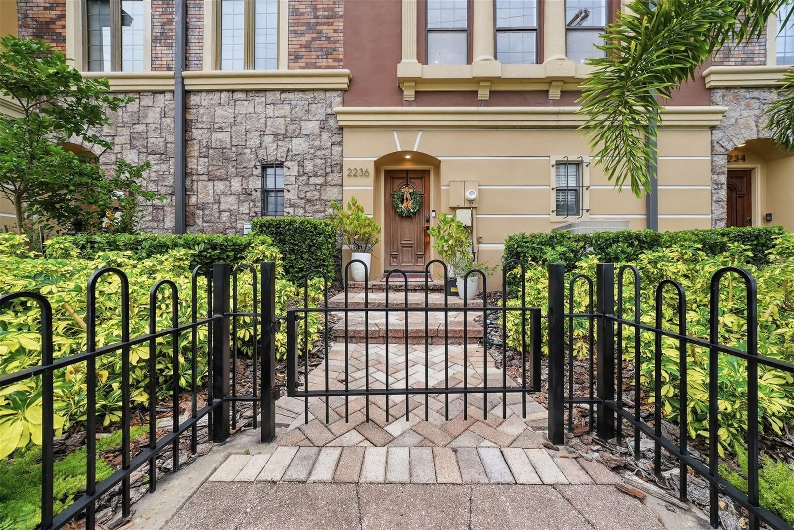 2236 SOHO BAY COURT