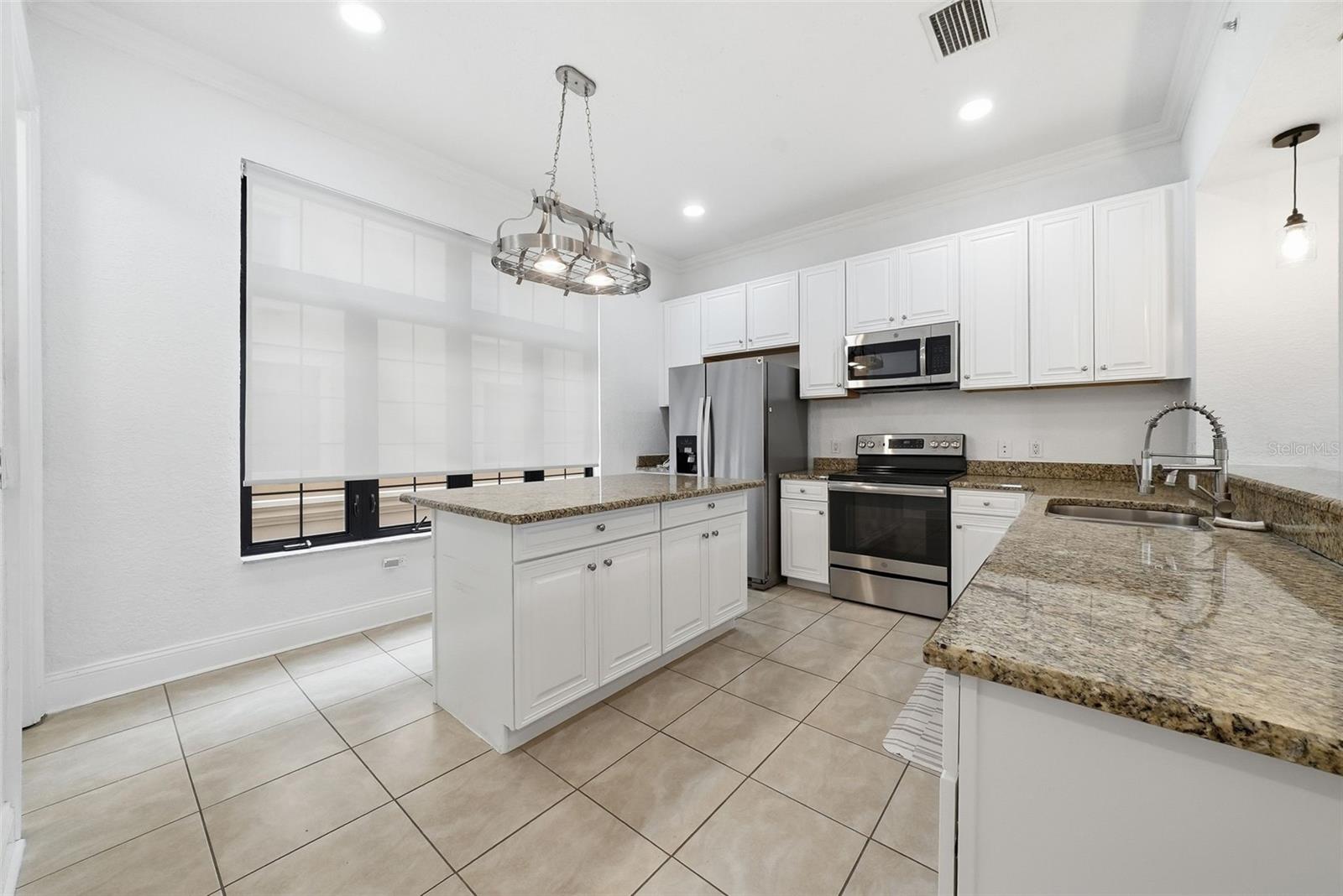 2236 SOHO BAY COURT
