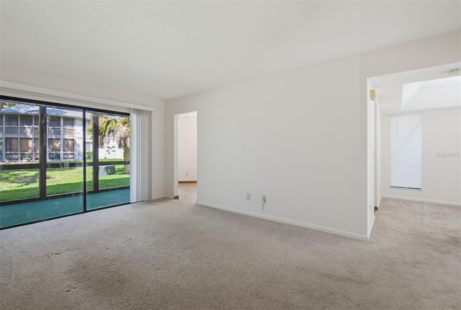 7 MID PINES CIRCLE