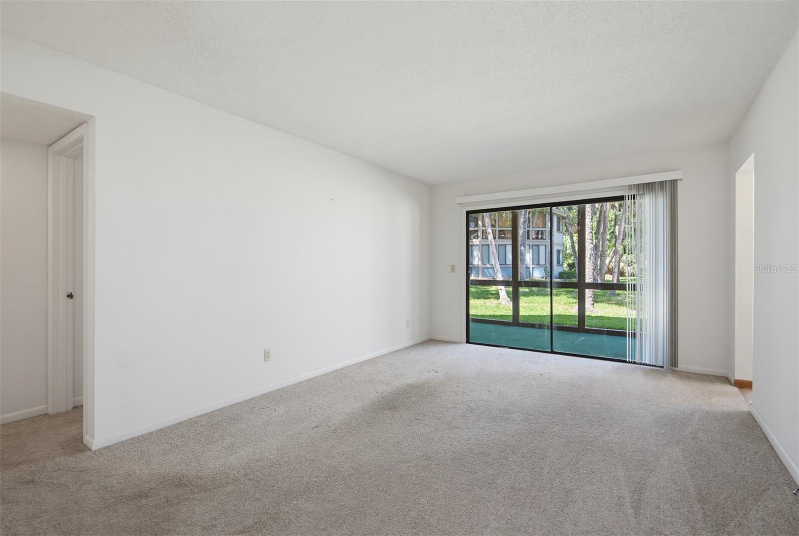 7 MID PINES CIRCLE