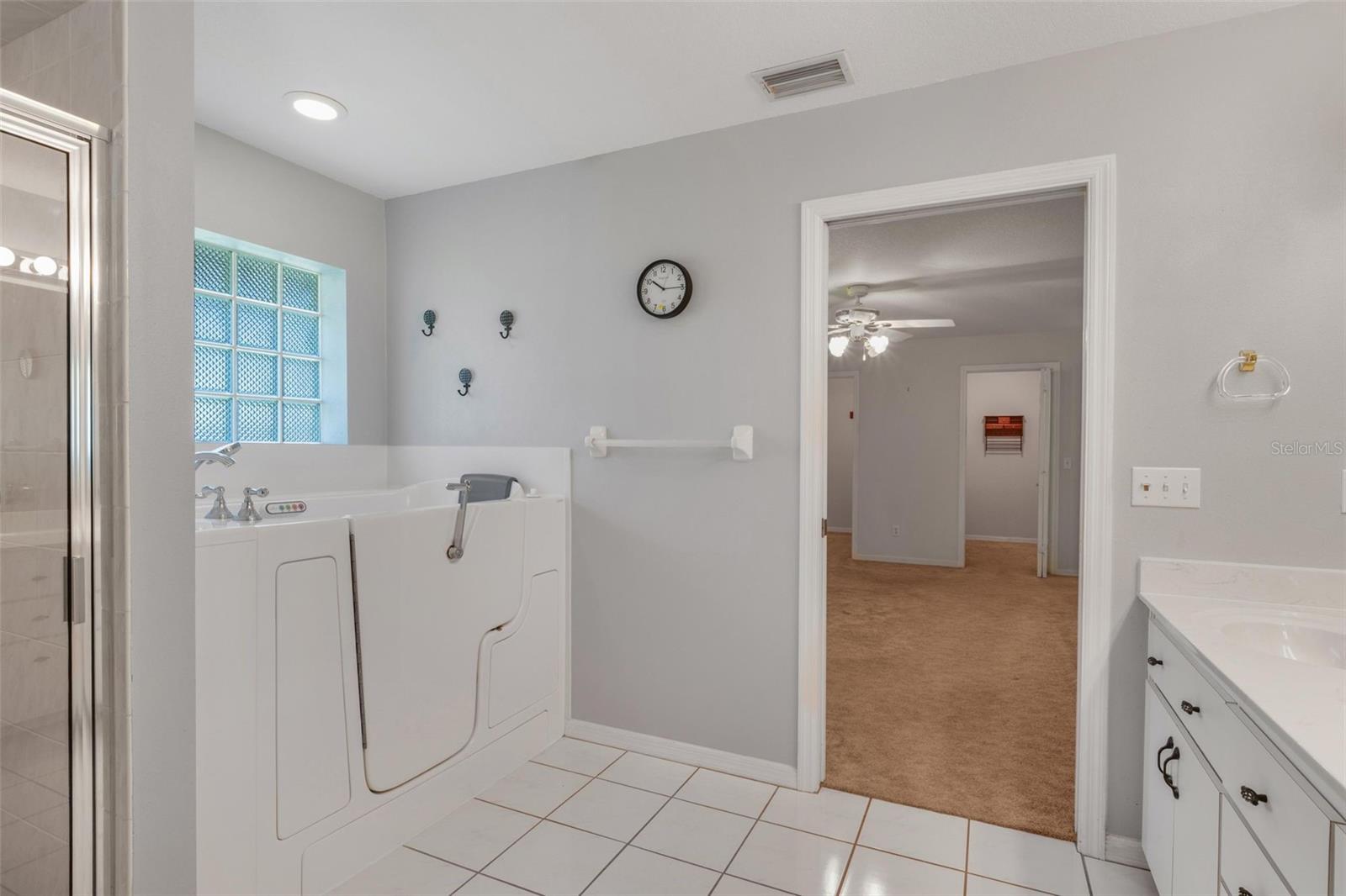 LAKE DAVIS ESTATES - Residential