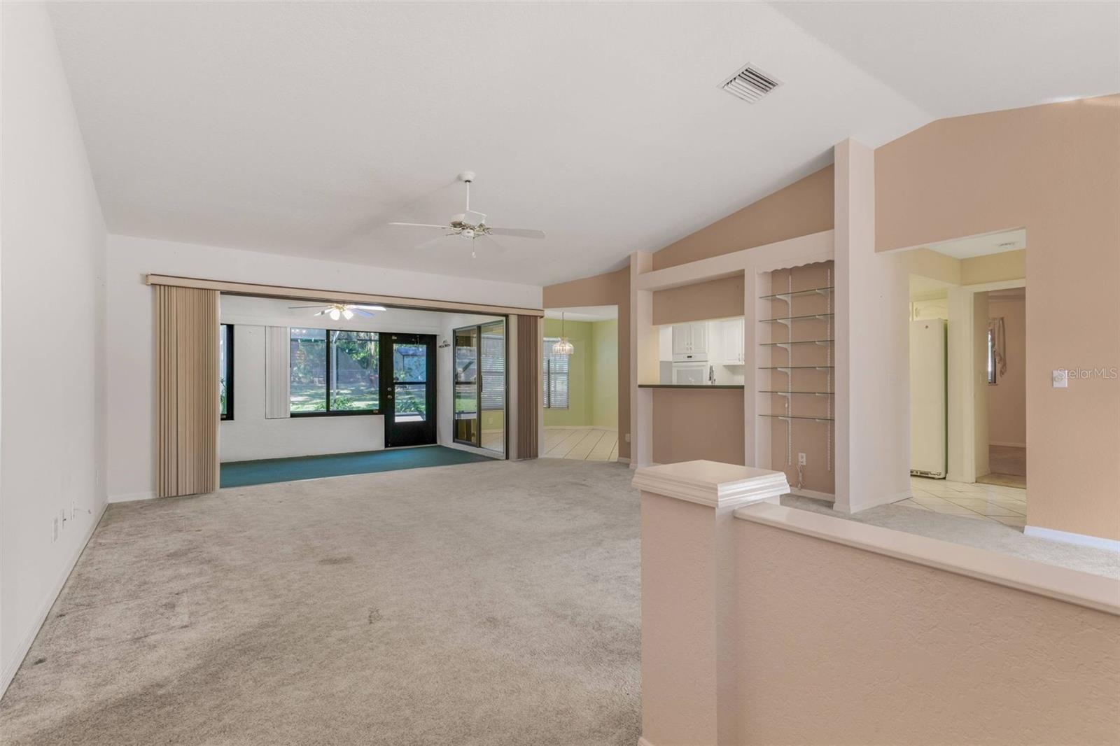 LAKE DAVIS ESTATES - Residential