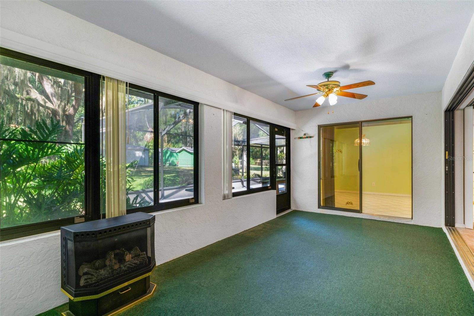 LAKE DAVIS ESTATES - Residential