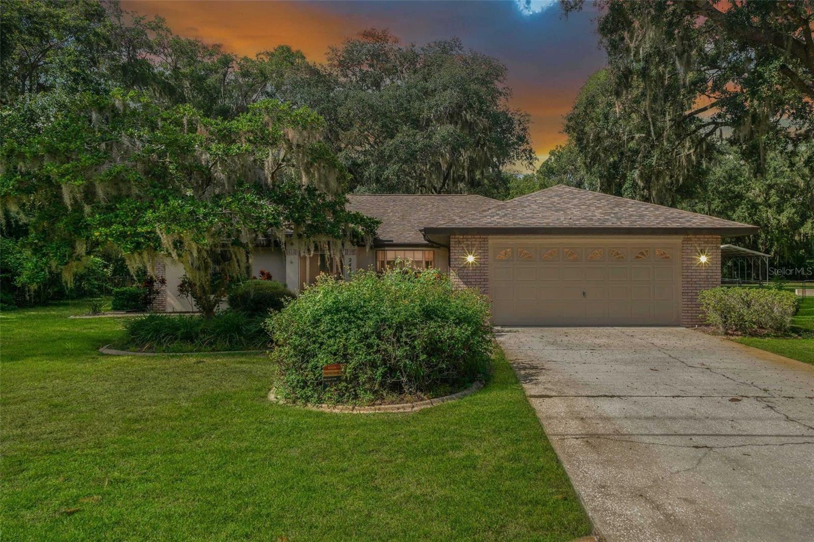 LAKE DAVIS ESTATES - Residential