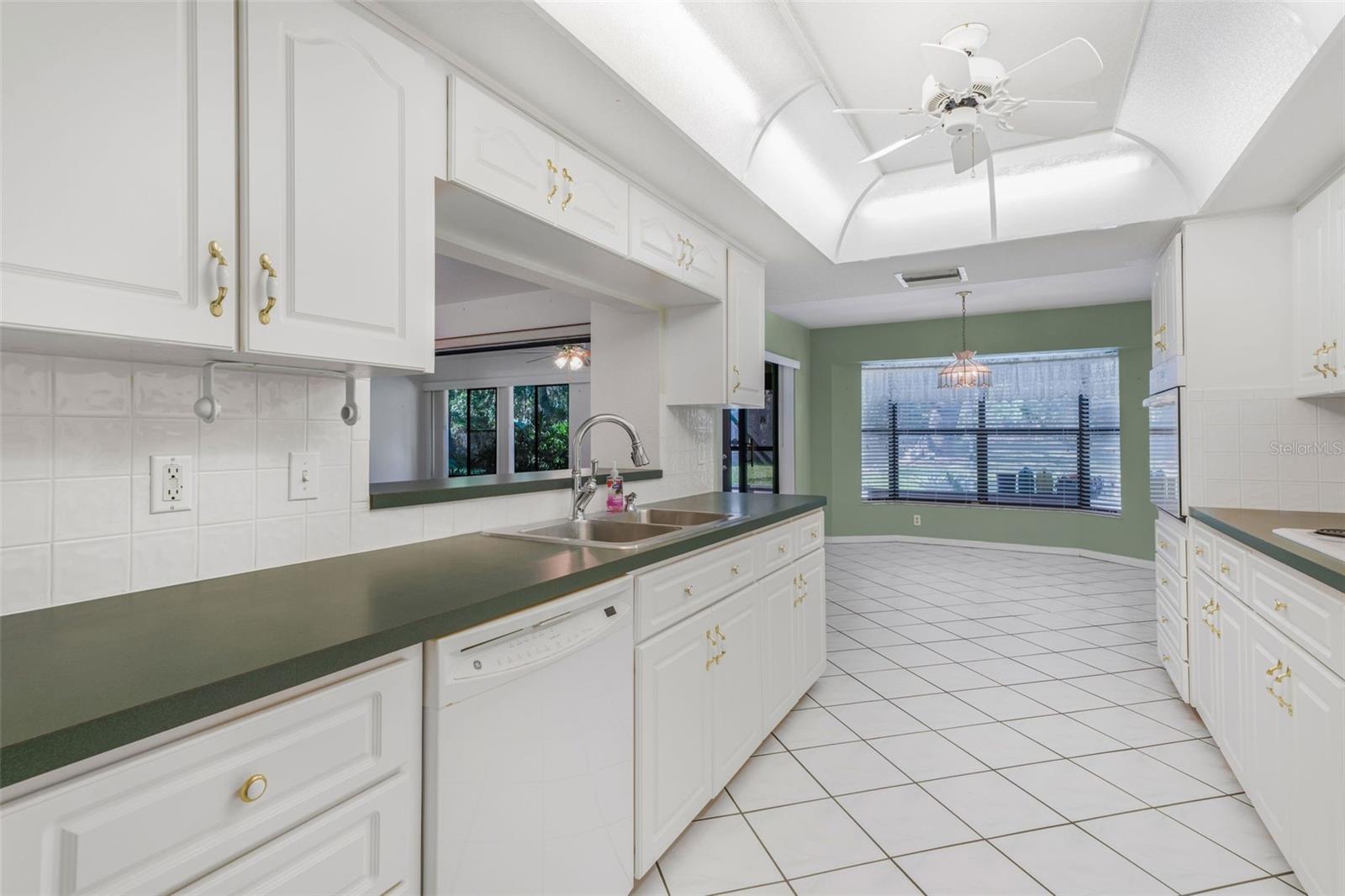 LAKE DAVIS ESTATES - Residential