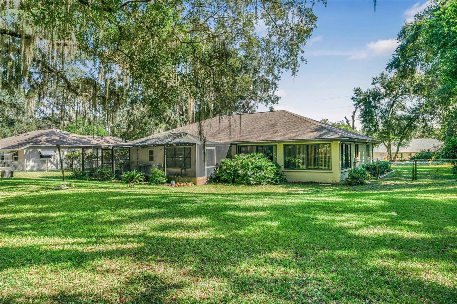 LAKE DAVIS ESTATES - Residential