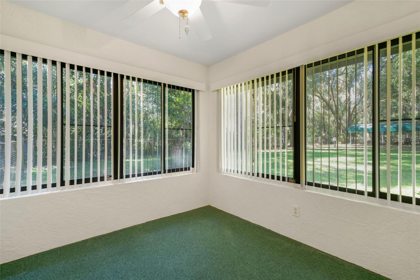 LAKE DAVIS ESTATES - Residential