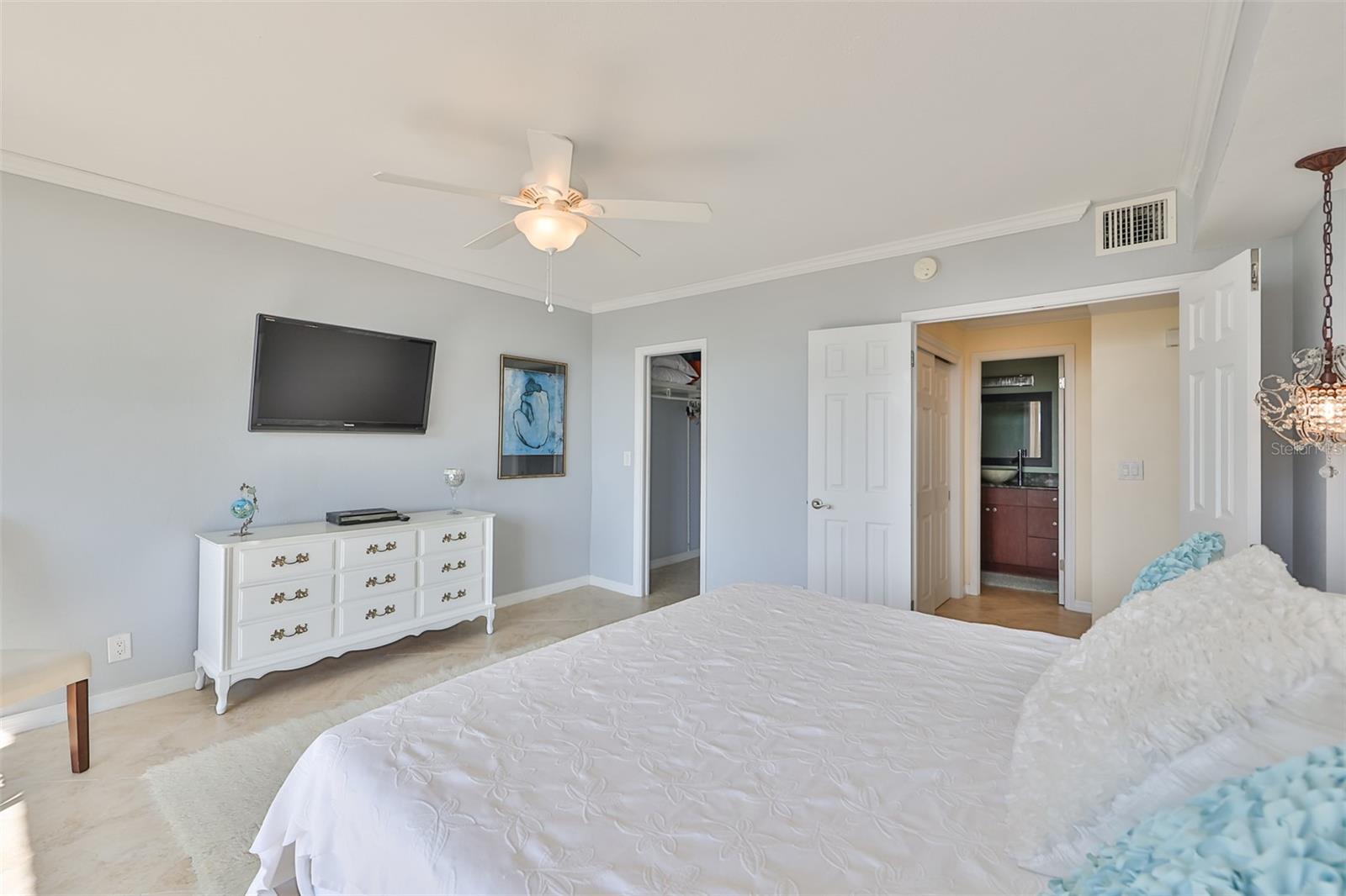 SEAMARK CONDO - Residential Lease