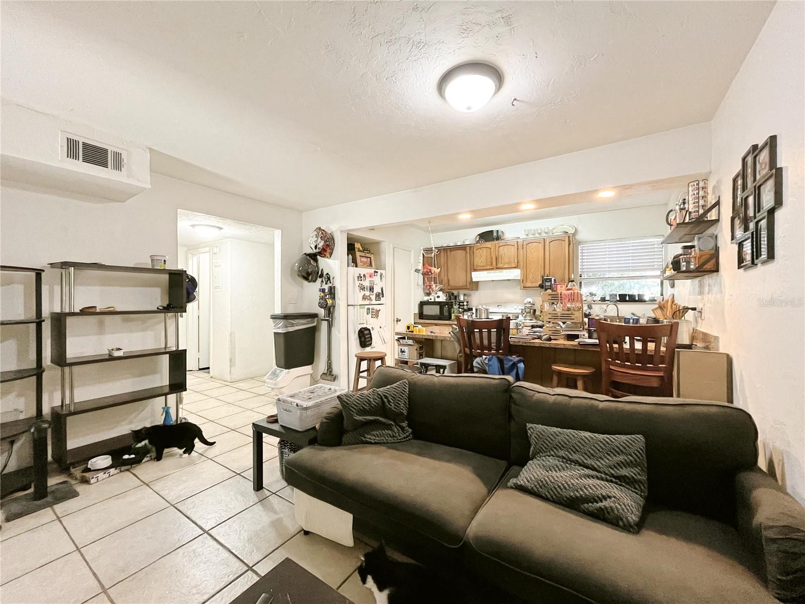 2811 SW ARCHER ROAD M105