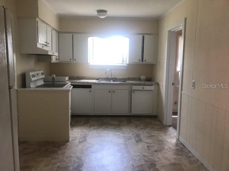 KISSIMMEE HEIGHTS - Residential Lease