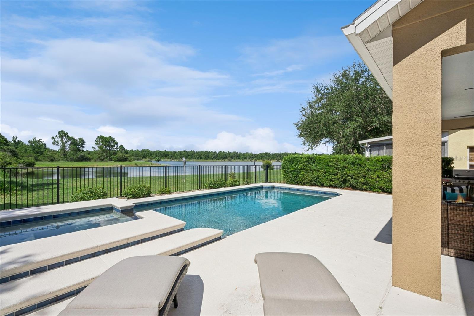 14255 SOUTHERN RED MAPLE DRIVE