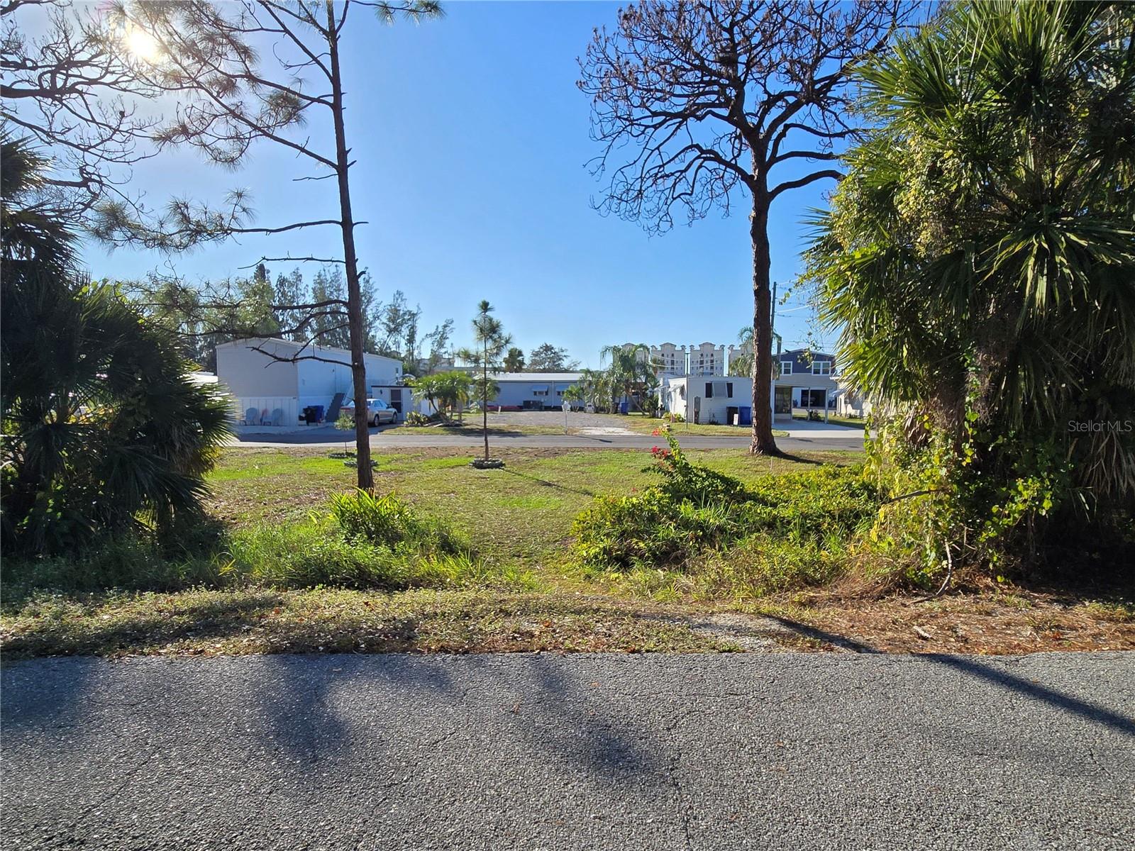 HATCHET CREEK MH PARK - Land