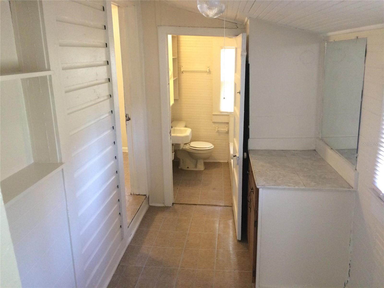 LEESBURG OAK CREST - Residential Lease