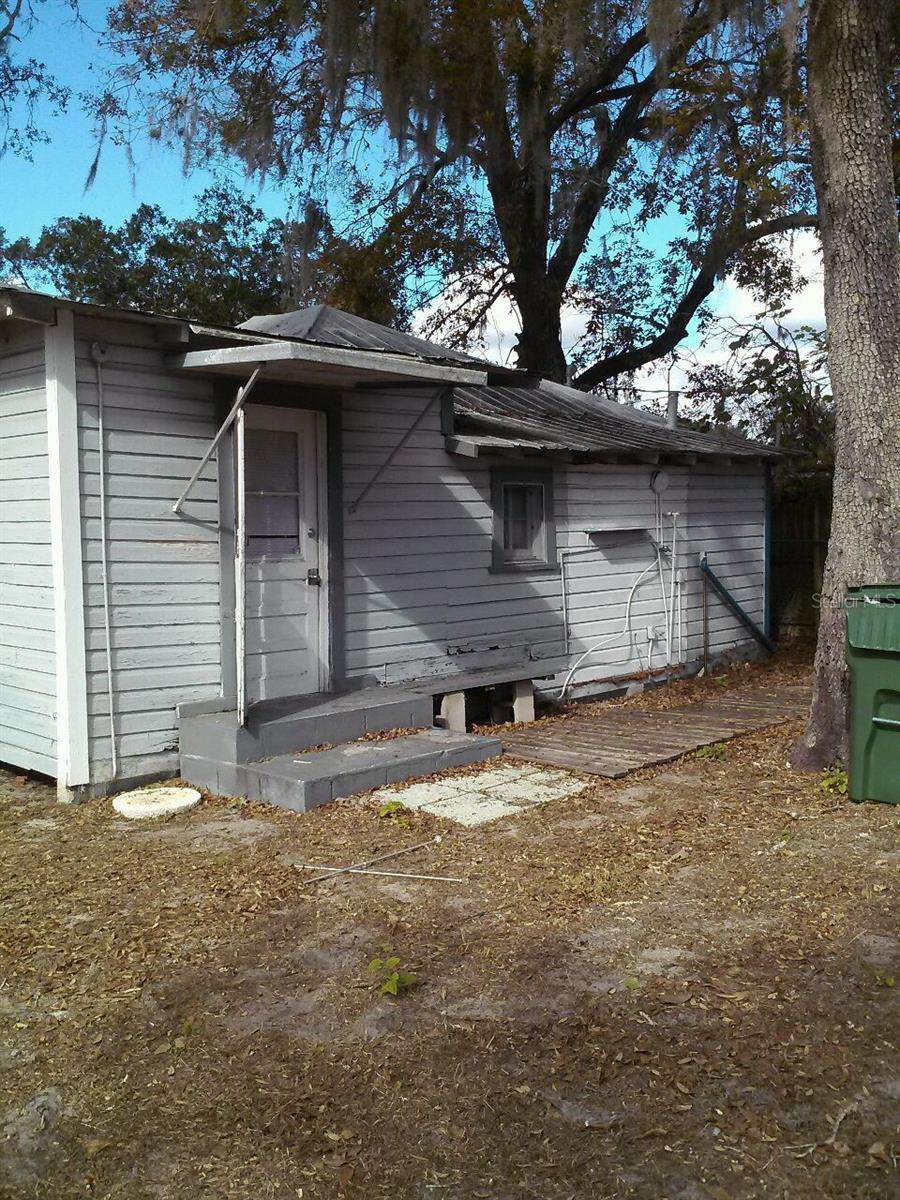 LEESBURG OAK CREST - Residential Lease