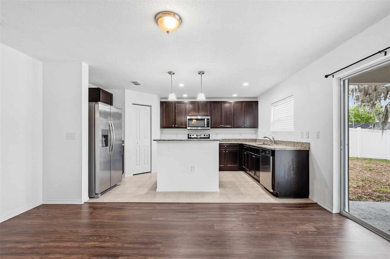 MOSS LANDING PH 3 - Residential