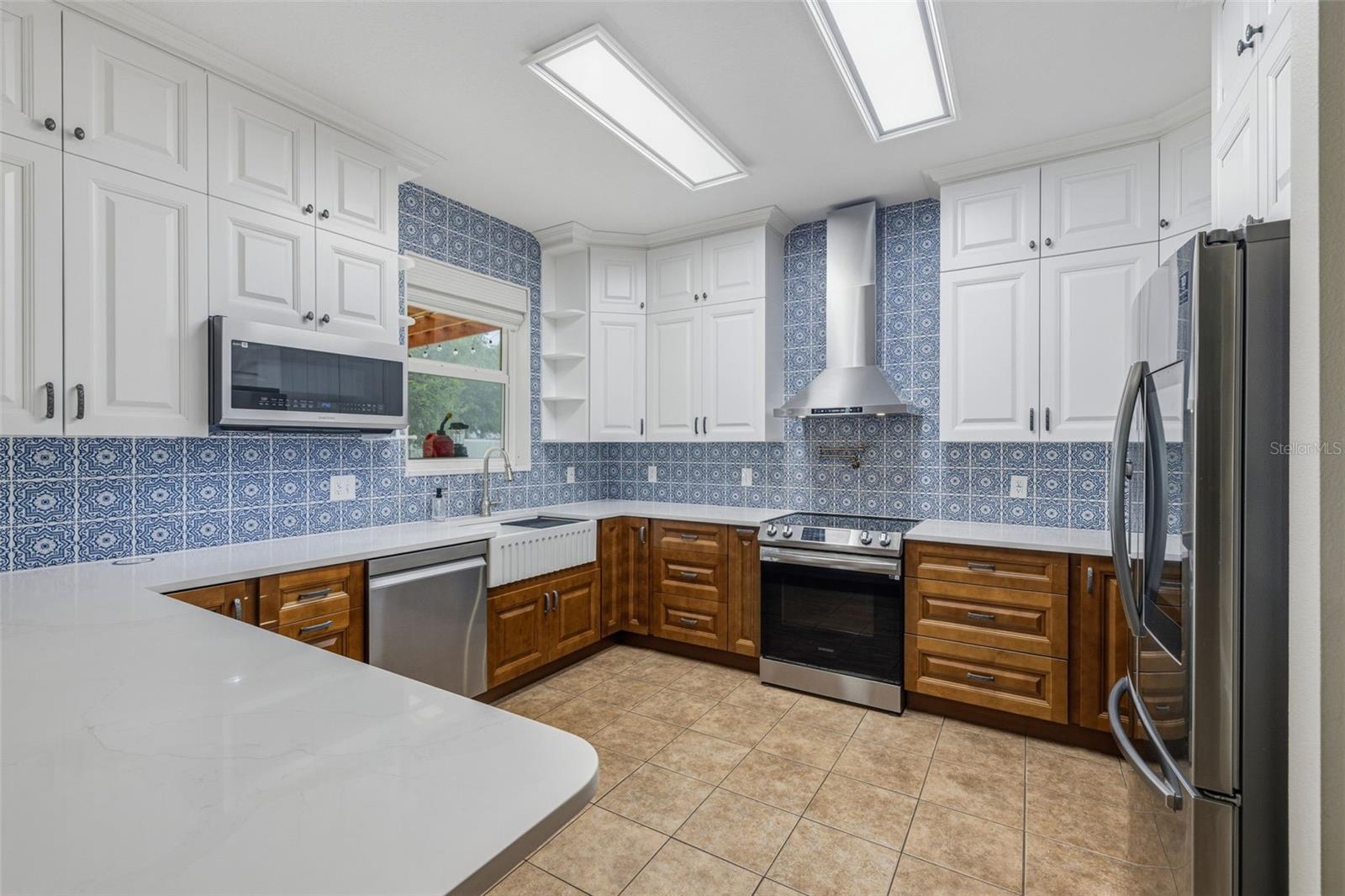 SOUTHERN OAKS GROVE - Residential