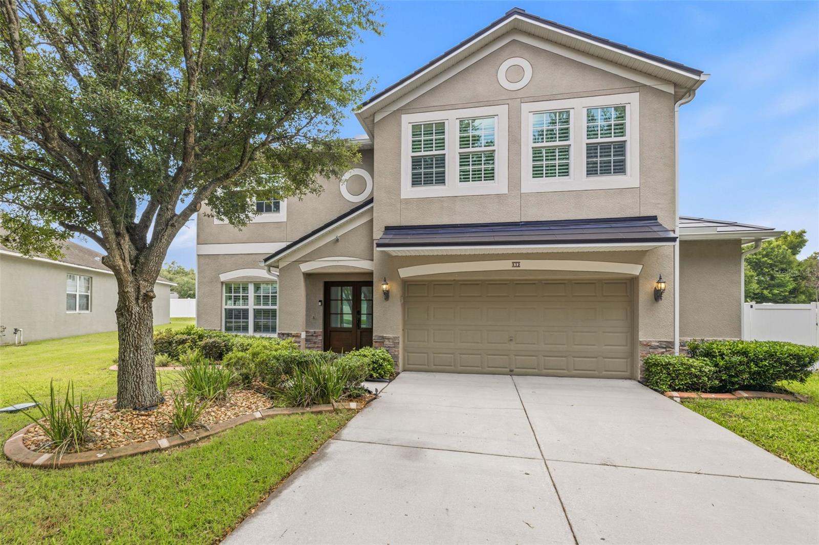 512 DUNAWAY DRIVE