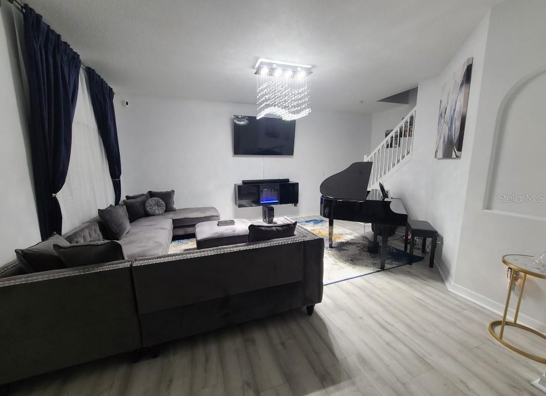 THE TWNHMS AT LIGHTHOUSE COVE III - Residential