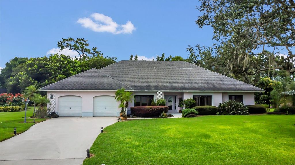 Photo of 137 Arrowhead Lane, Haines City, FL 33844 (MLS # S5132089)