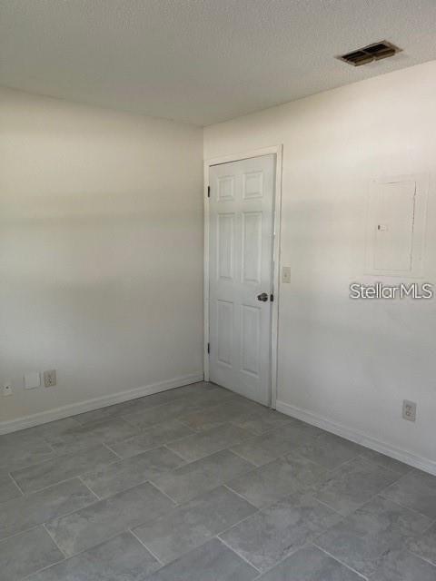 WEST OLDSMAR SEC 1 - Residential Lease