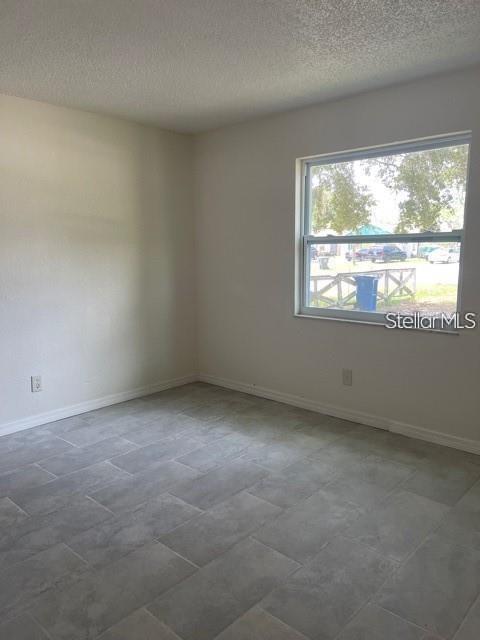 WEST OLDSMAR SEC 1 - Residential Lease