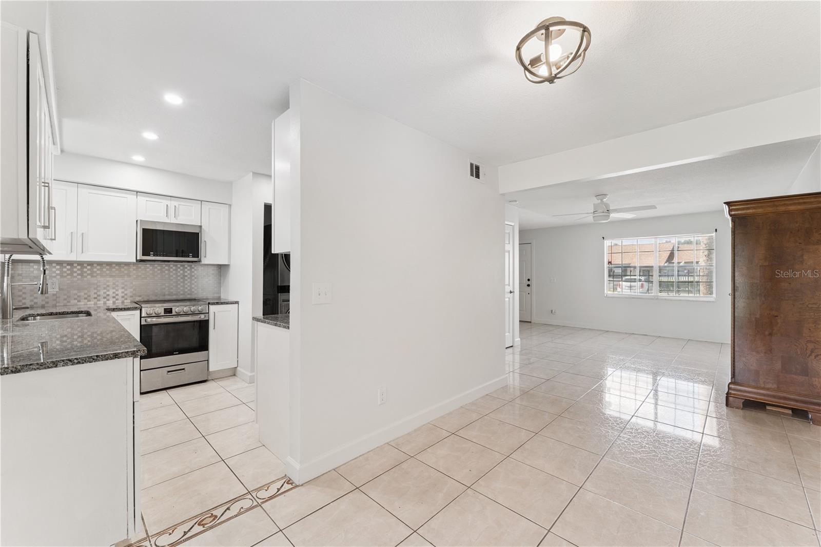 SEMORAN PINES REGIMES 01 & 04-08 - Residential
