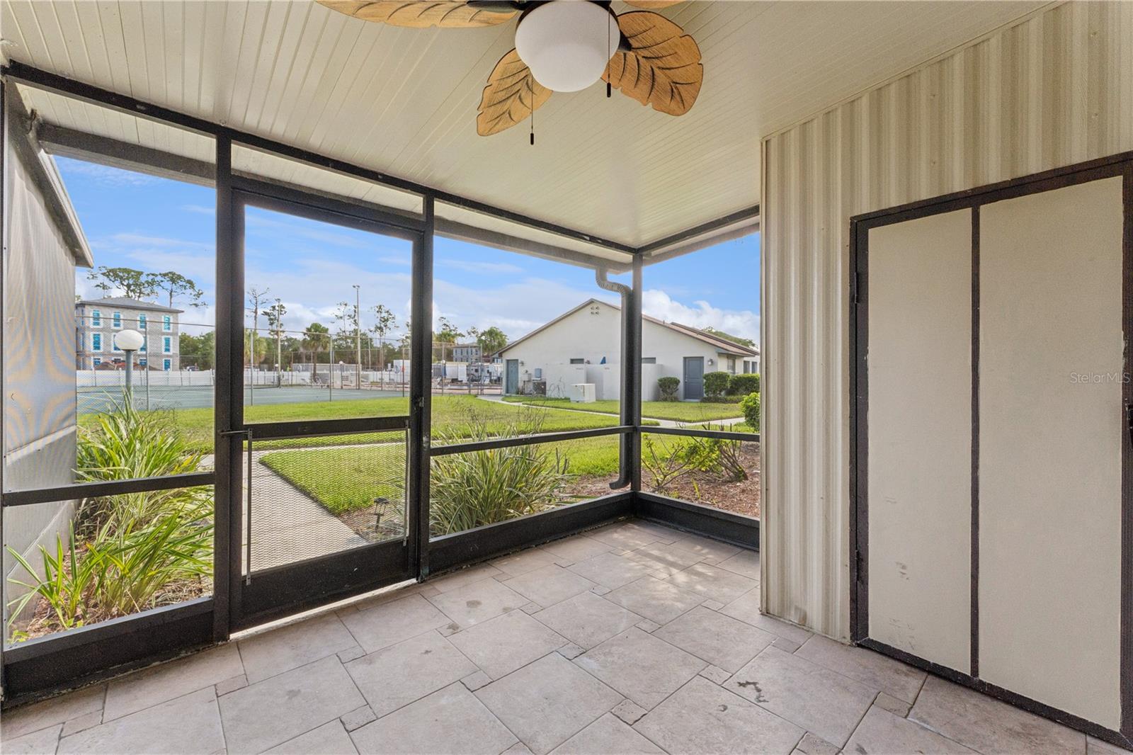 SEMORAN PINES REGIMES 01 & 04-08 - Residential