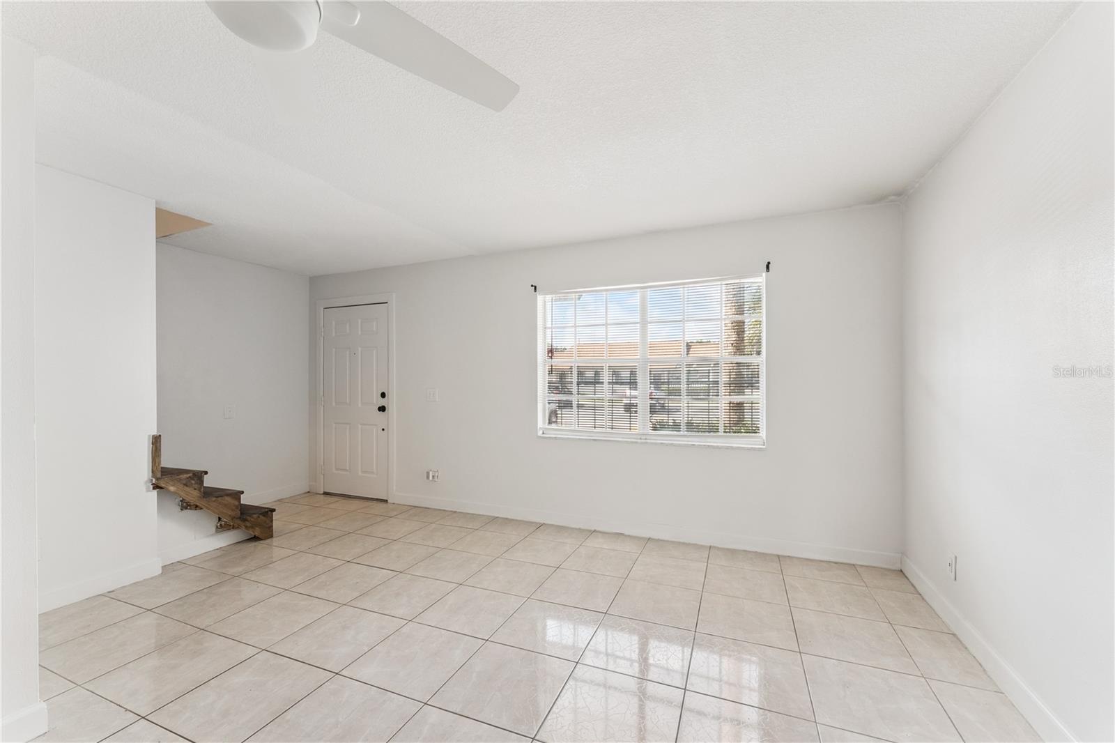 SEMORAN PINES REGIMES 01 & 04-08 - Residential