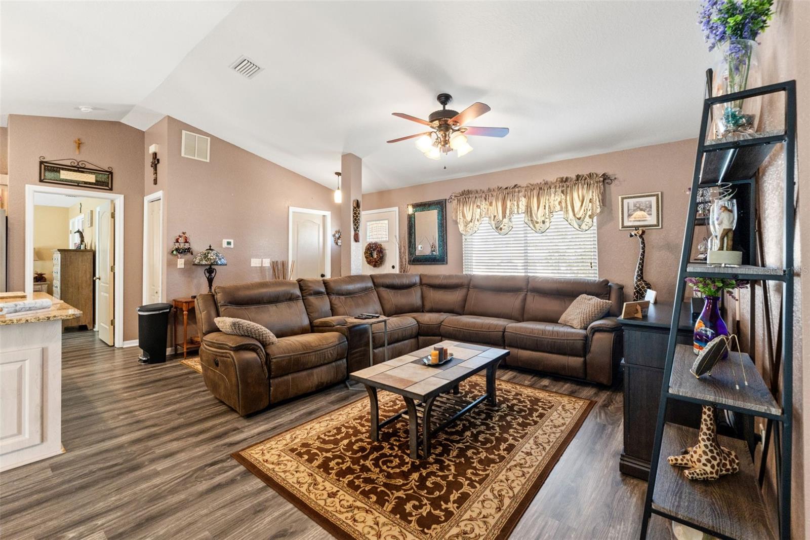 SPRING HILL - Residential