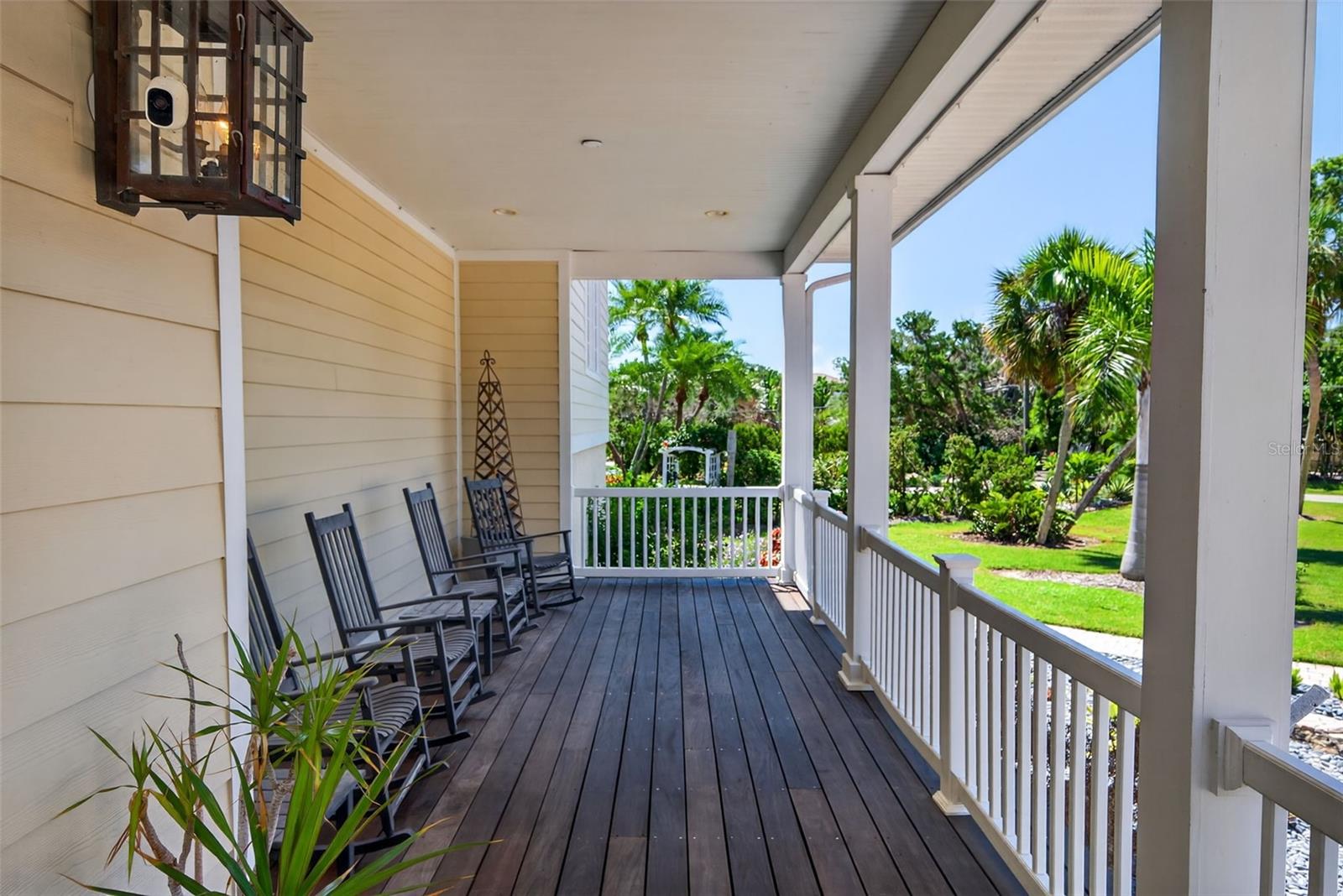 BAY ISLAND SHORES - Residential