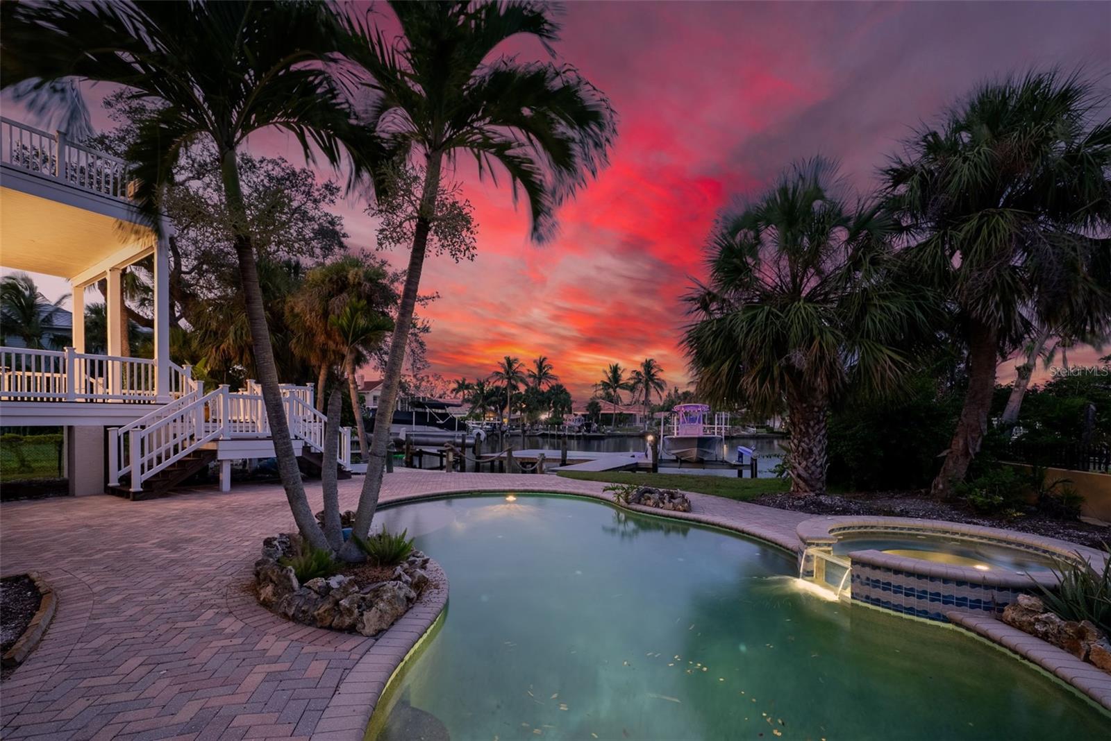 BAY ISLAND SHORES - Residential