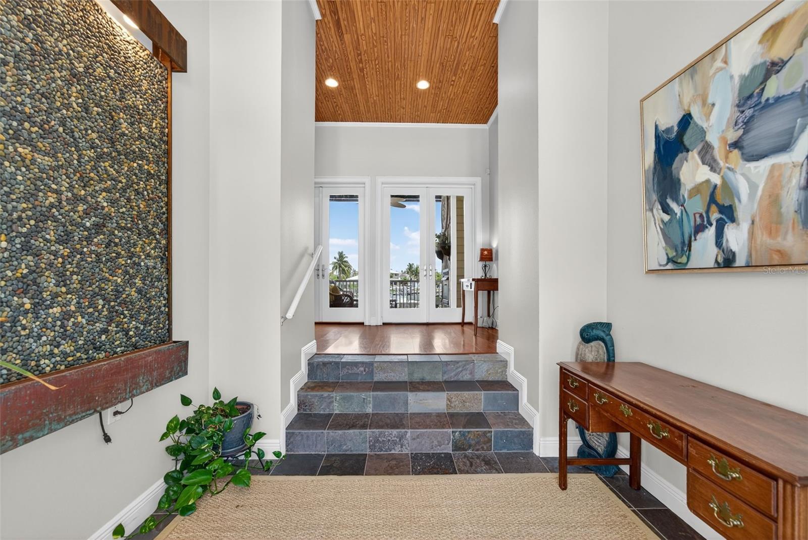 BAY ISLAND SHORES - Residential