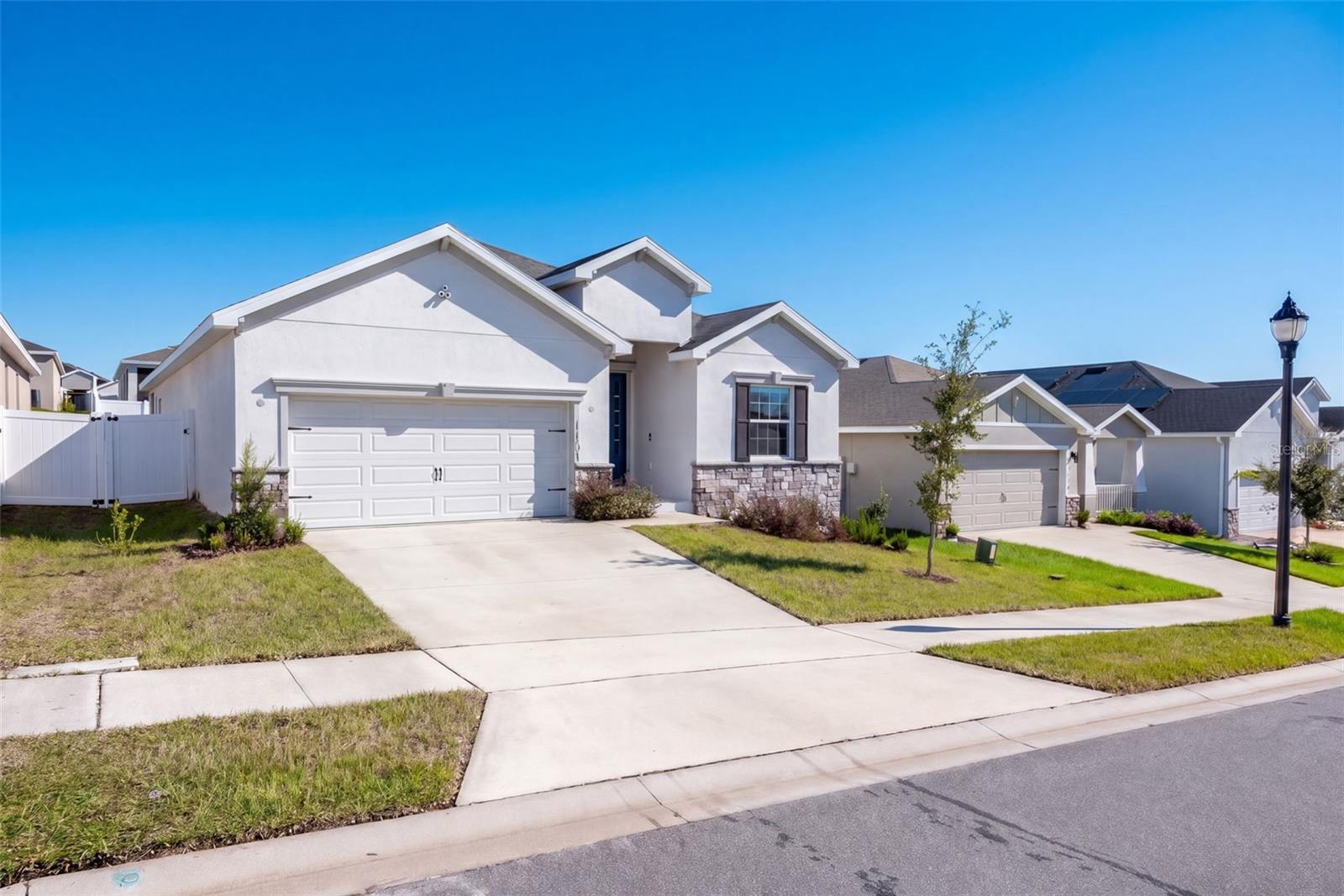 1104 MOUNTAIN FLOWER LANE,